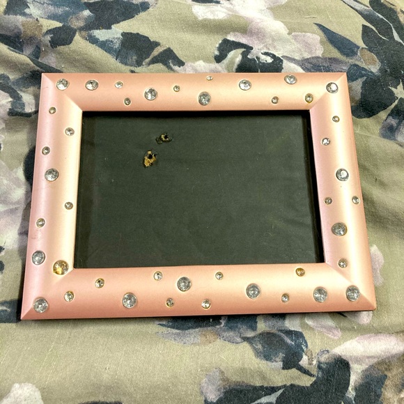 Other - 4x6 Pink Frame with Silver Gem Detail